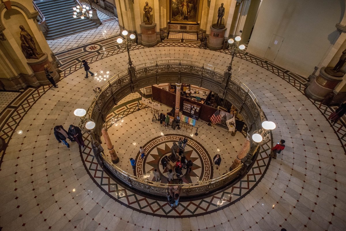 Illinois Changing How Self-Exclusion Works For Bettors