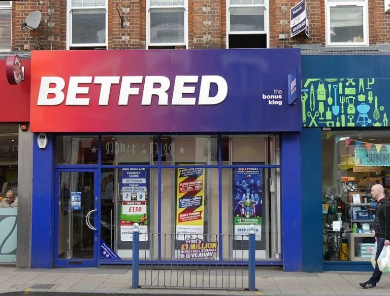 Betfred, Putney, London (2015), tags: betfred usa online loudoun - CC BY-SA